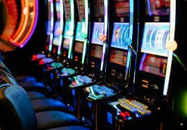 clear Lucky Piggy navigation and account guidance for m71 adult visitors